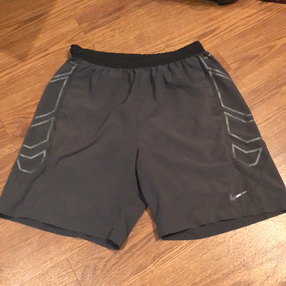 Mens Nike running shorts size large
